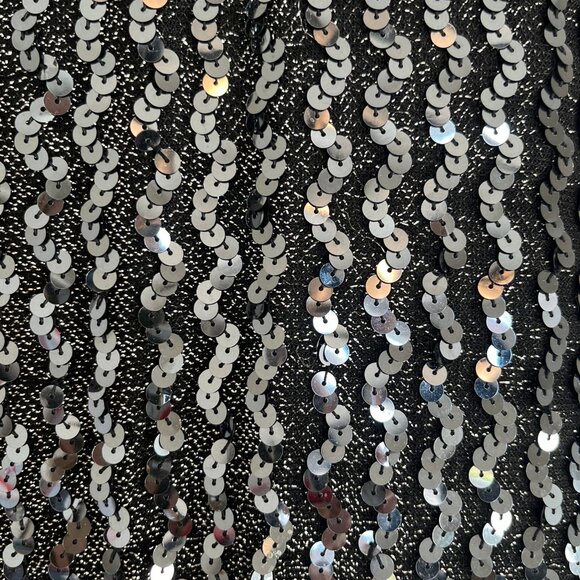 Stretchy sequin little black dress size medium - Picture 4 of 4